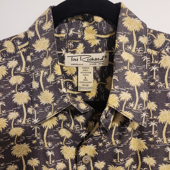 Men's Tori Richard 100% Cotton Short-Sleeved Button Down Shirt- Size L - Picture 2 of 3